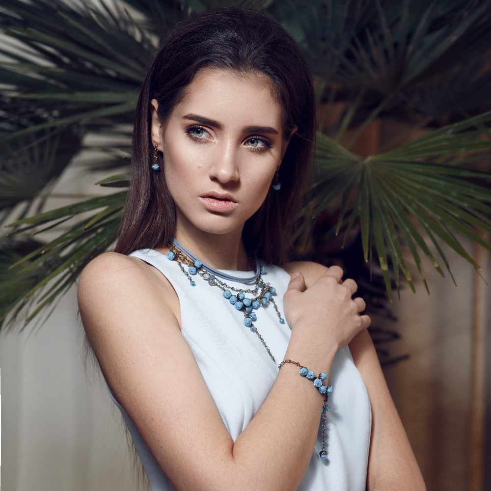"Zara" choker necklace by Ana Popova